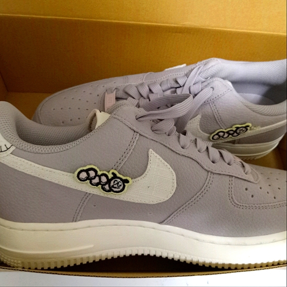 Lavender AF1 - Picture 2 of 2